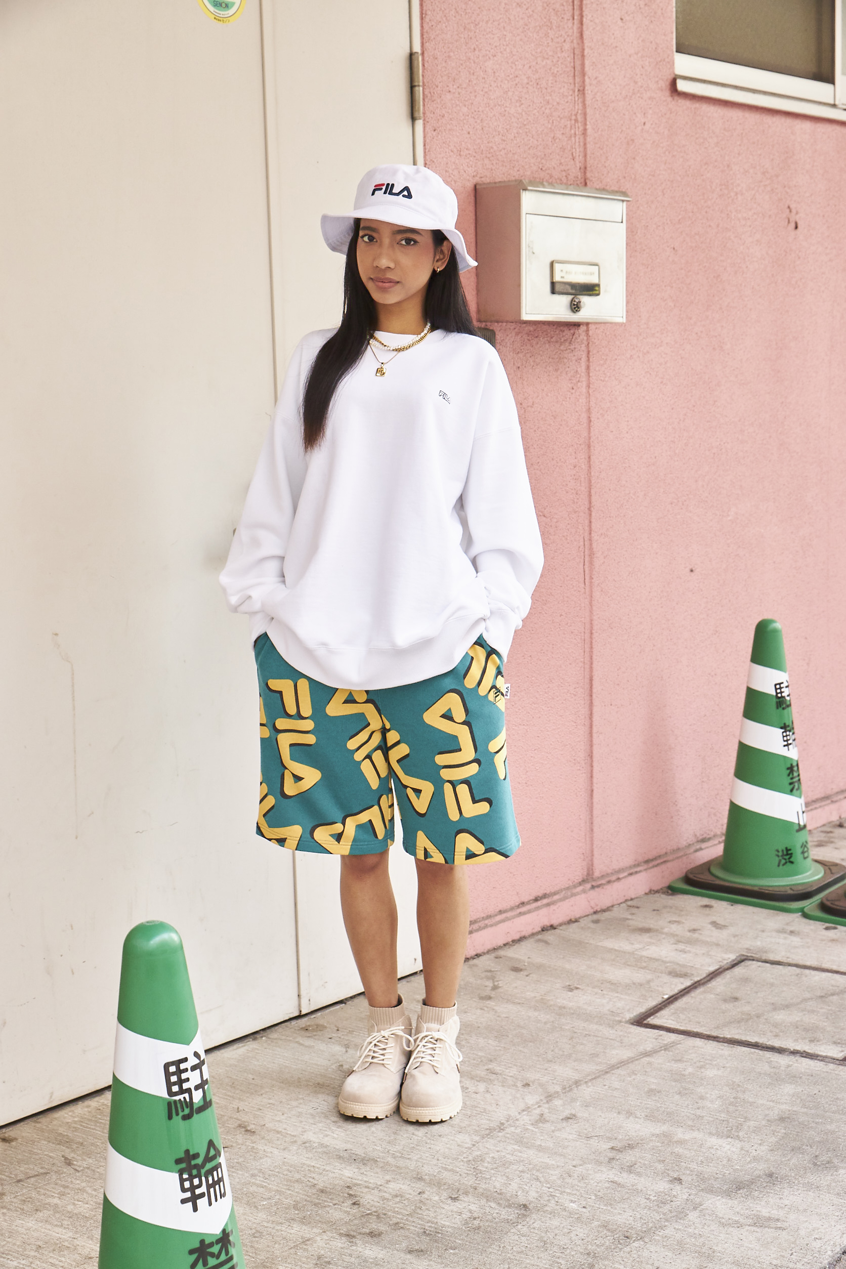 CASUAL/HERITAGE