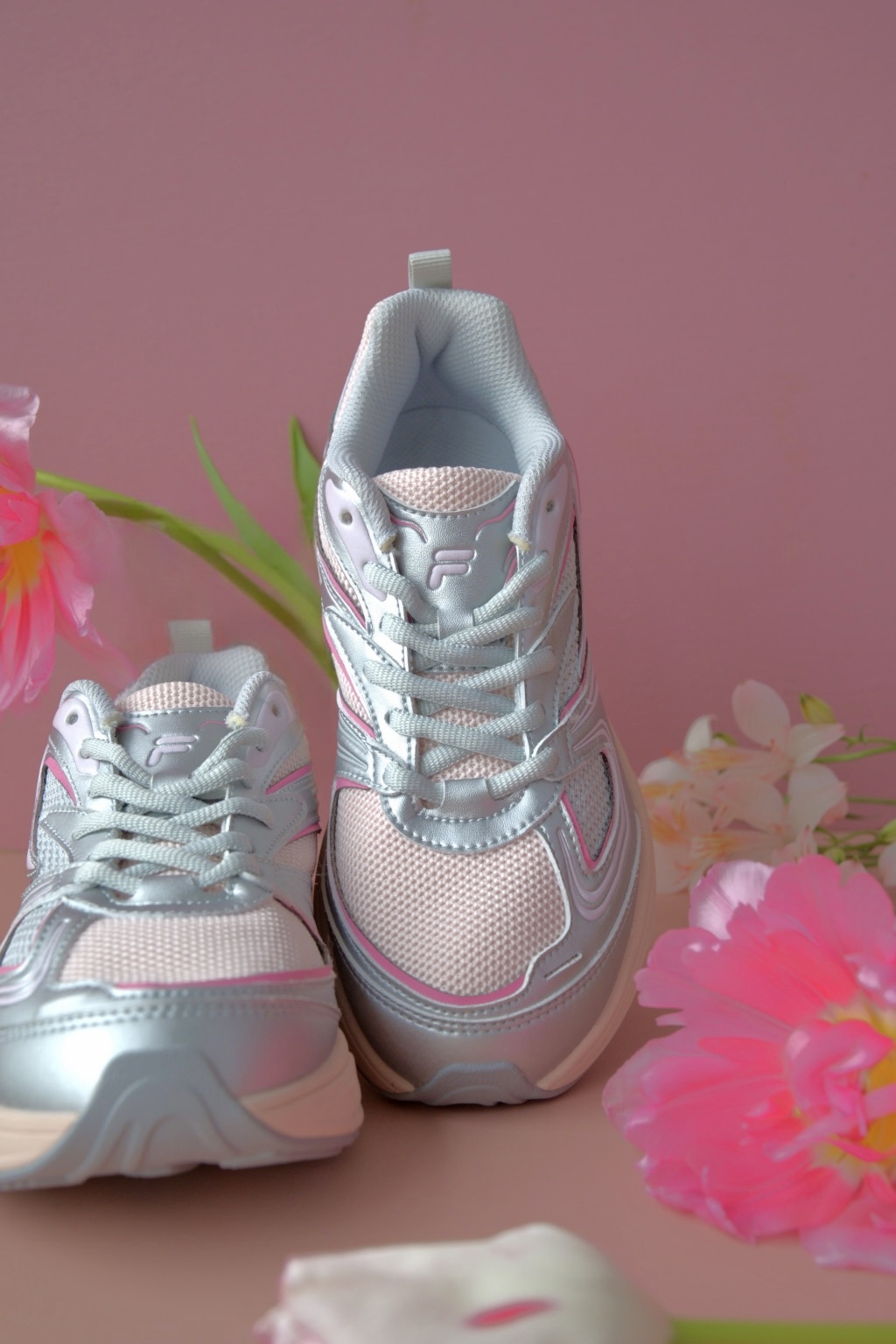 25SSシーズン「PINK BLOSSOM COLLECTION」 | FILA 公式サイト 25SSシーズン「PINK BLOSSOM COLLECTION」 | FILA 公式サイト